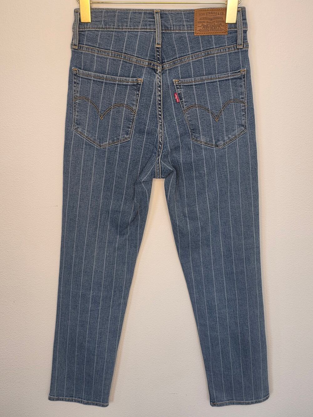 Levi's 724 High Rise Straight Pinstripe Jeans - Women's Size 26